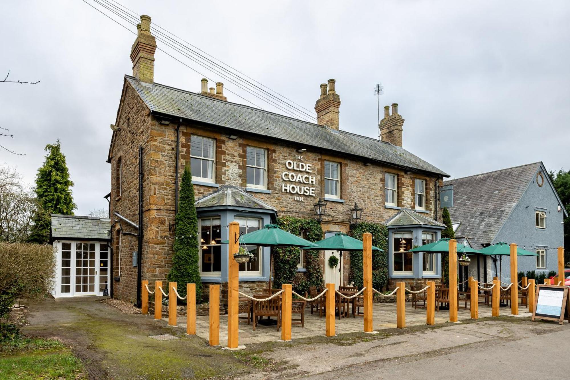 The Olde Coach House Inn Ashby Saint Ledgers Luaran gambar