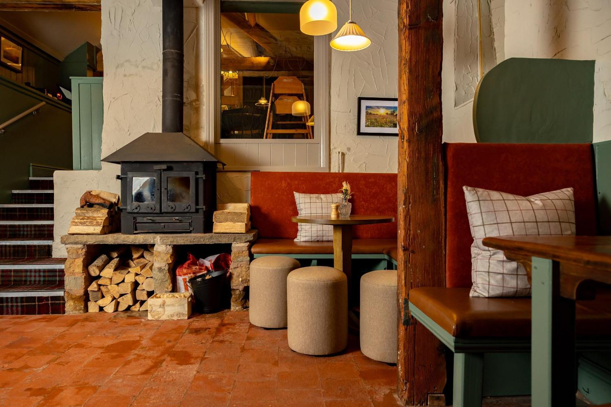 The Olde Coach House Inn Ashby Saint Ledgers Luaran gambar